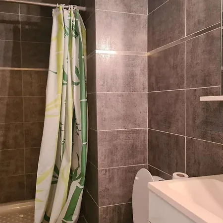 Cap D'agde, 1 Piece, 2 Personnes - Fr-1-249-403 * Agde